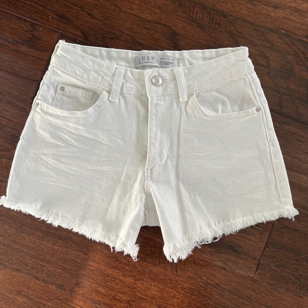 Primark WHITE Denim Mini Shorts Cut off Frayed Hem Size 0